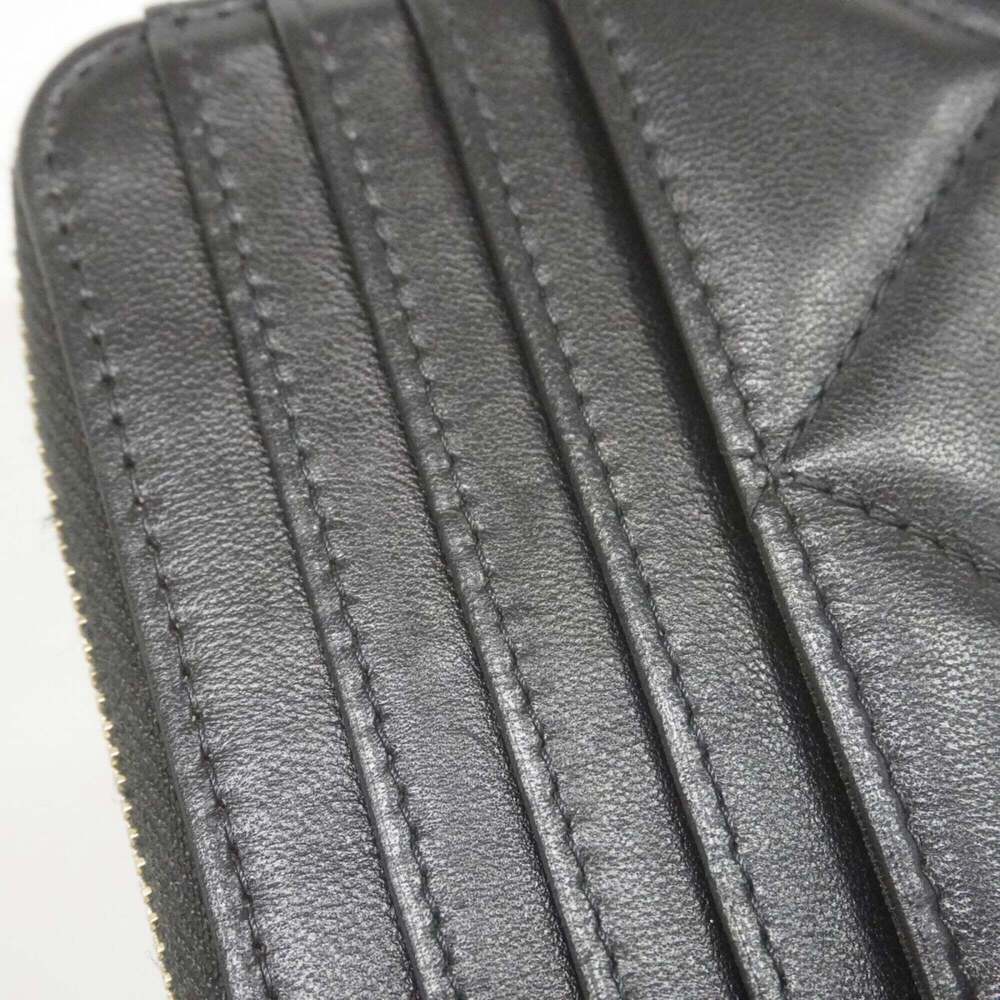 CHANEL Black Lambskin Leather Wallet - Picture 5 of 8